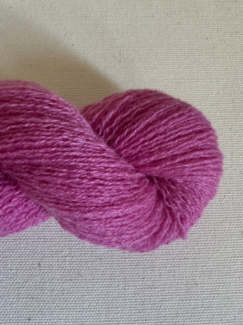 Reclaimed Cashmere Yarn · Lace Weight · 25g | 365m · “Dragonfruit”
